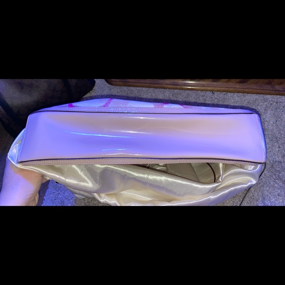 Couch Purse - Picture 10 of 11